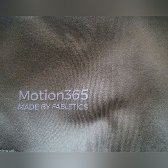 Fabletics motion 365 leggings - Picture 11 of 11